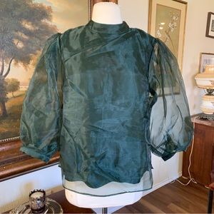 Puff sleeve green organza blouse sz M